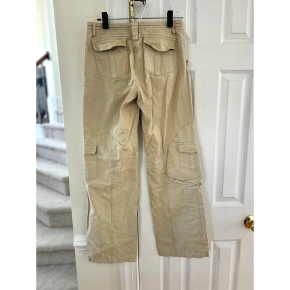 Brandy Melville Tan Khaki Y2K Relaxed Fit Cargo Pants - Picture 4 of 6